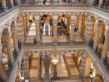 Magna Plaza