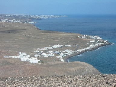 Küste mit Blick in Richtung Puerto del Carmen