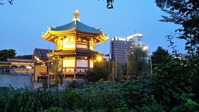 Tempel im Ueno-Park