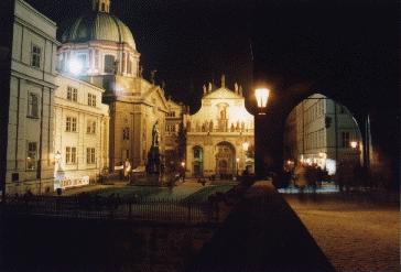 Nachts bei der Karlsbrücke